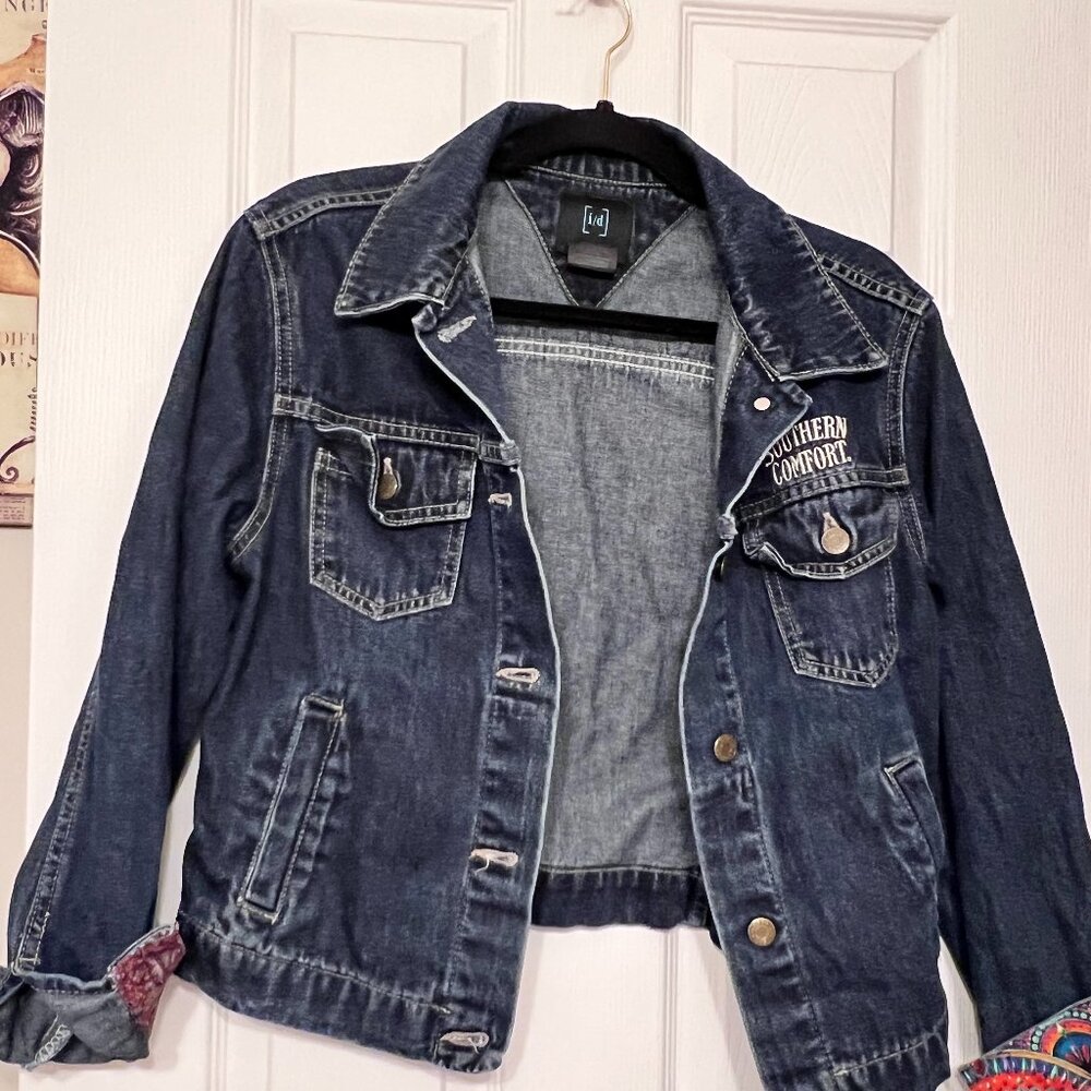 i/d Southern Comfort Denim Jacket Size Small/Petite